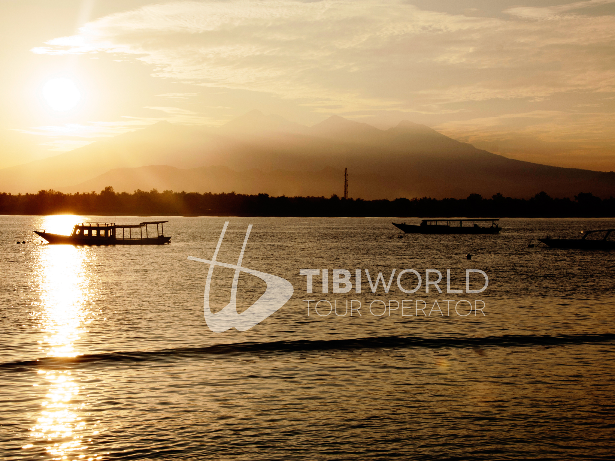 Gili Trawangan - panorama del Vulcano Rinjani di Lombok