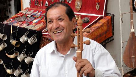 Bukhara - le Madrasse sono utilizzate anche dagli artigiani per vendere i propri prodotti