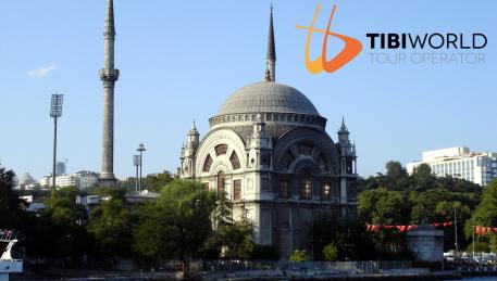 Istanbul - Moschea Ortakoy sul Bosforo