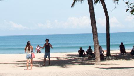 Bali - ingresso alla spiaggia di Kuta