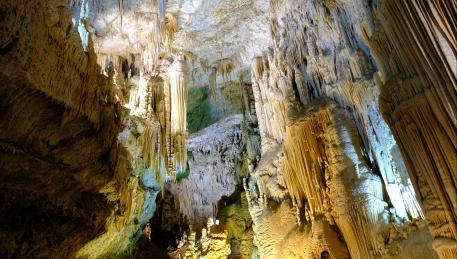 Jeita - uno scorcio delle estese e spettacolari Grotte di Jeita